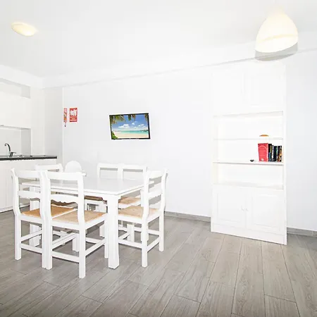 Aparthotel Falco Port de Pollença