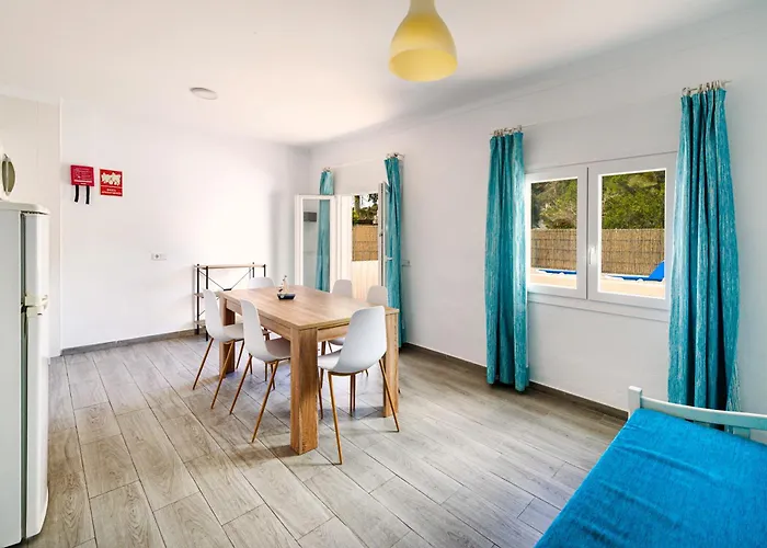 Lägenhetshotell Falco Port de Pollença