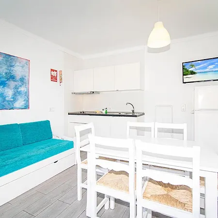 Falco Aparthotel